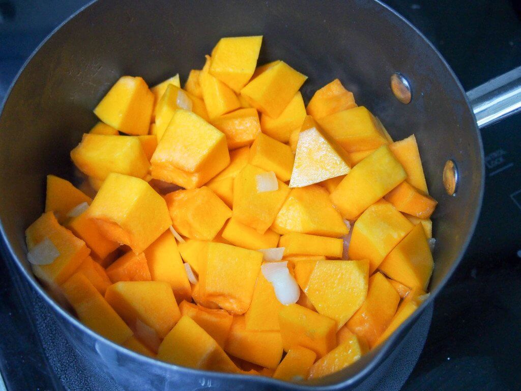 making the easiest lemongrass and squash soup