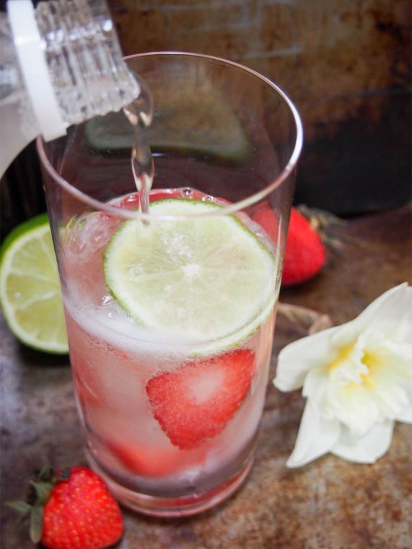 Strawberry St Germain gin and tonic Caroline's Cooking