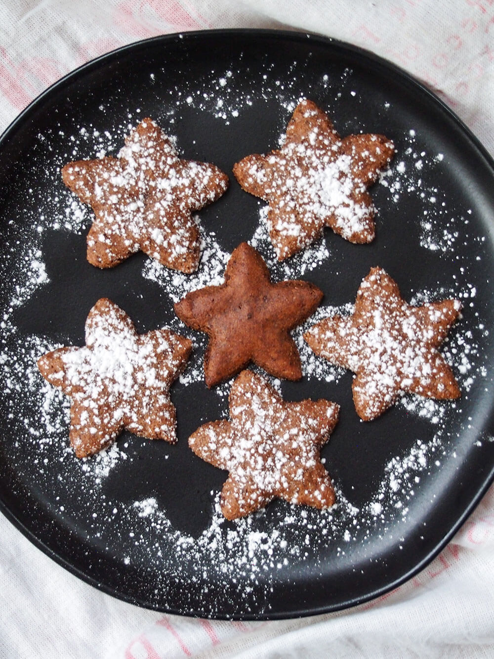 Basler brunsli (Swiss chocolate almond cookies) - Caroline&amp;#39;s Cooking