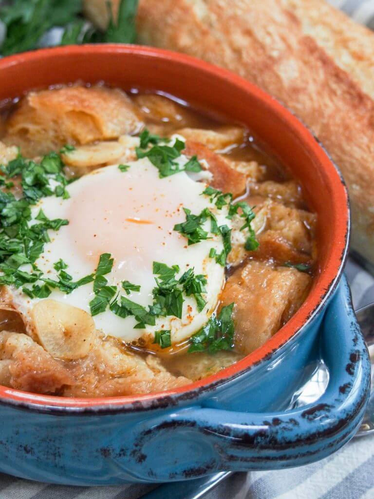 Sopa De Ajo Spanish Garlic Soup Caroline s Cooking