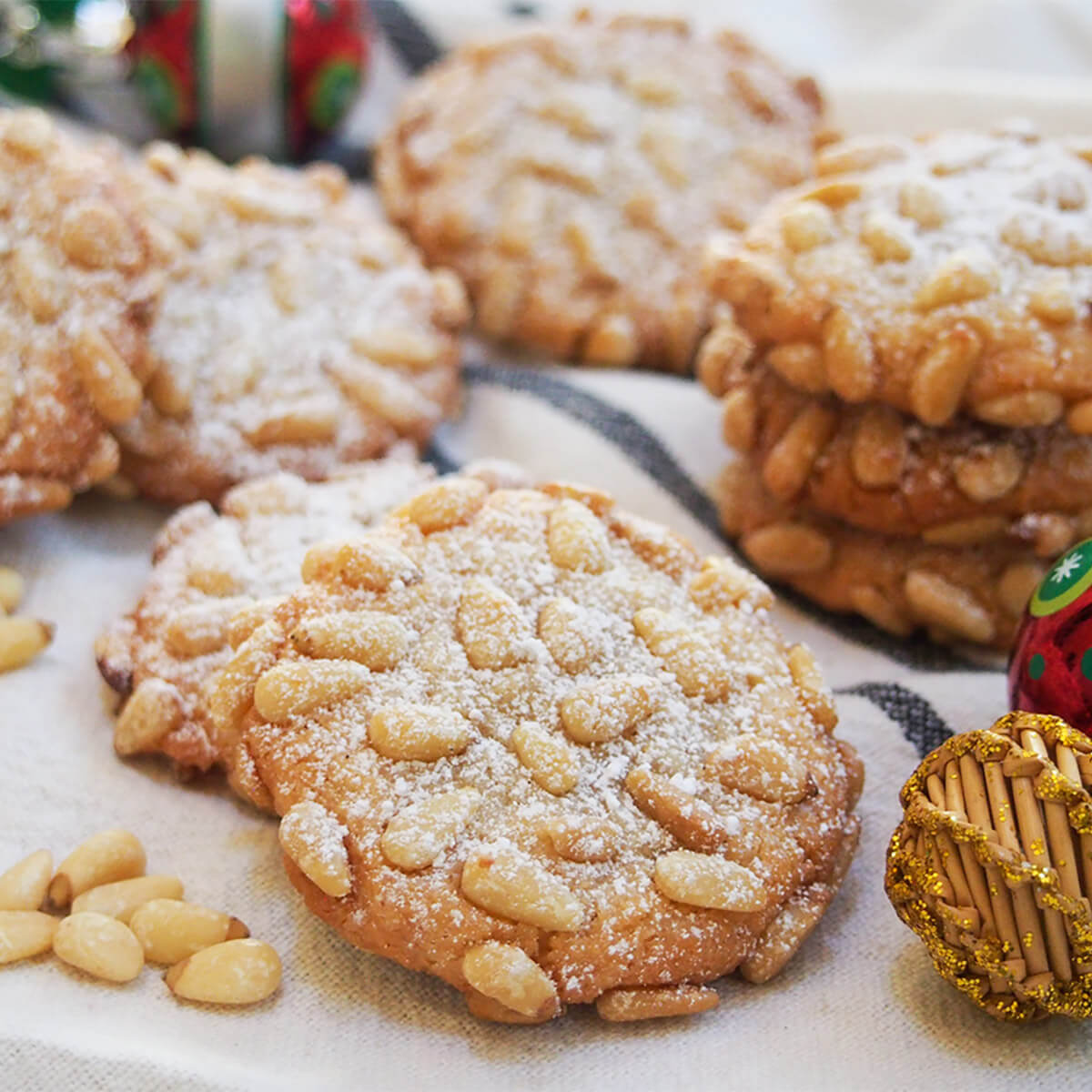 Pignoli cookies - Caroline's Cooking