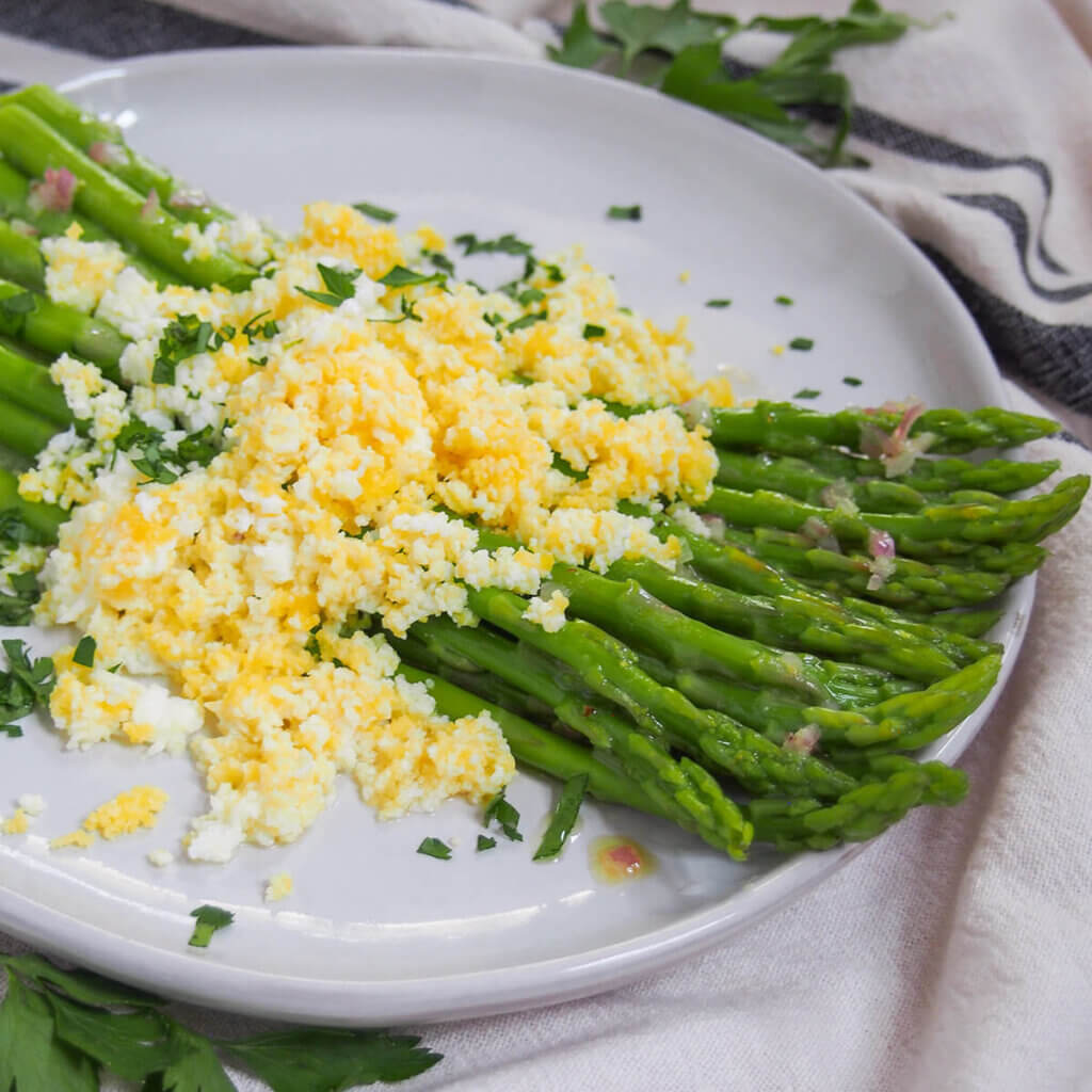 asparagus-mimosa-caroline-s-cooking
