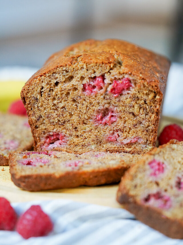 Raspberry banana bread - Caroline's Cooking