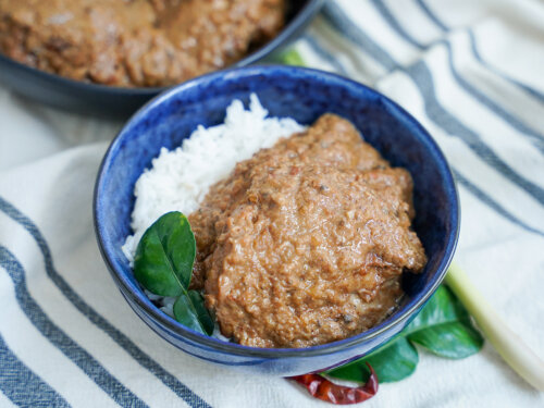 Chicken rendang - Caroline's Cooking