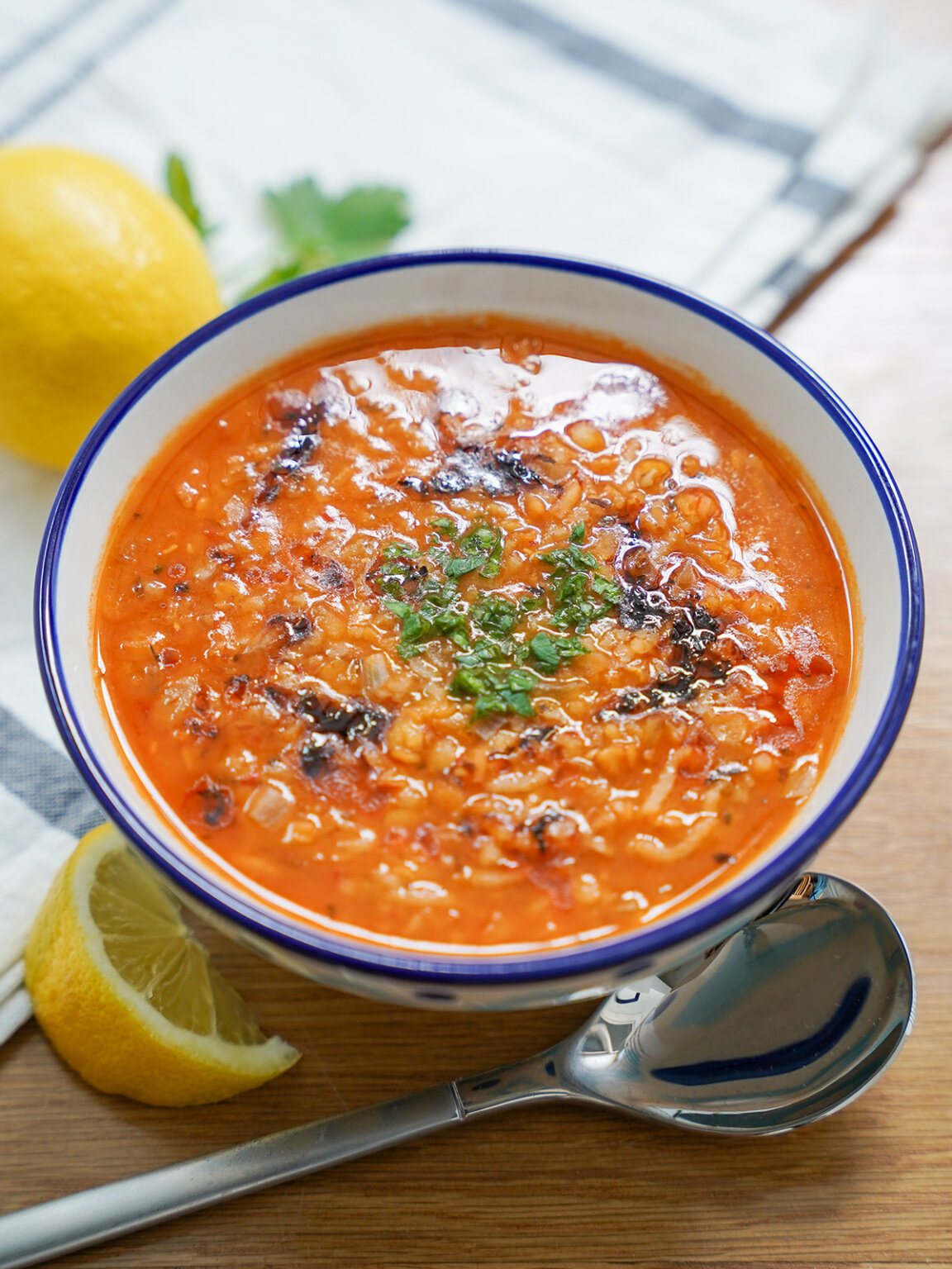 Ezogelin soup, Turkish lentil and bulgur soup - Caroline&amp;#39;s Cooking
