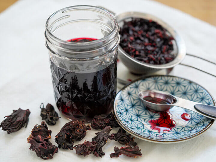 Hibiscus syrup - Caroline's Cooking