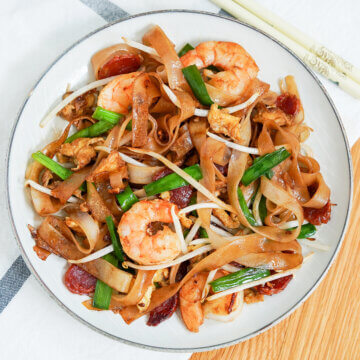 plate of char kway teow from overhead.