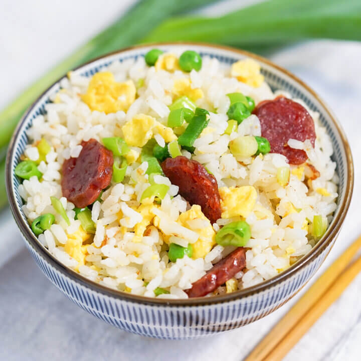 close up picture of bowl of Taiwanese fried rice.